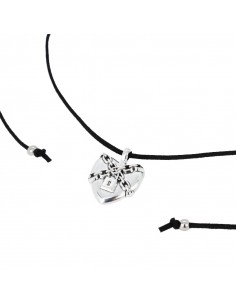 Collar Raven Love