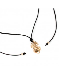 Collar Elara
