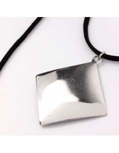 Collar Corbatero Rombo Collar Corbatero Rombo
